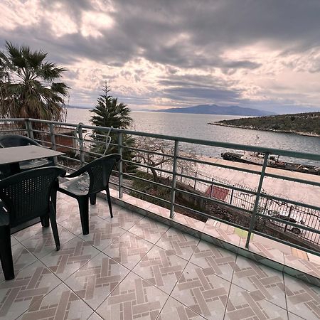 Majki Beach Apartments Sarandë Eksteriør billede