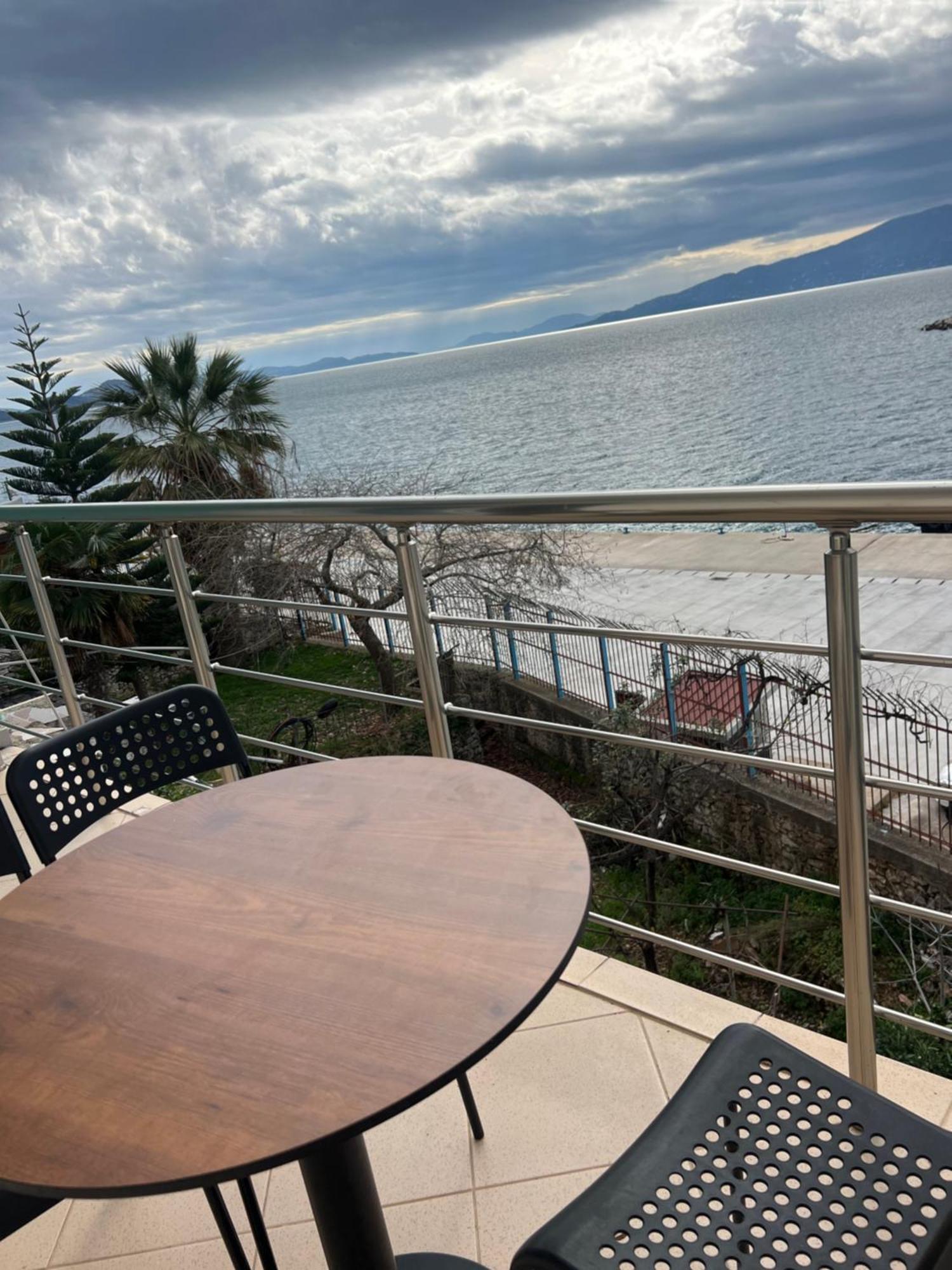 Majki Beach Apartments Sarandë Eksteriør billede