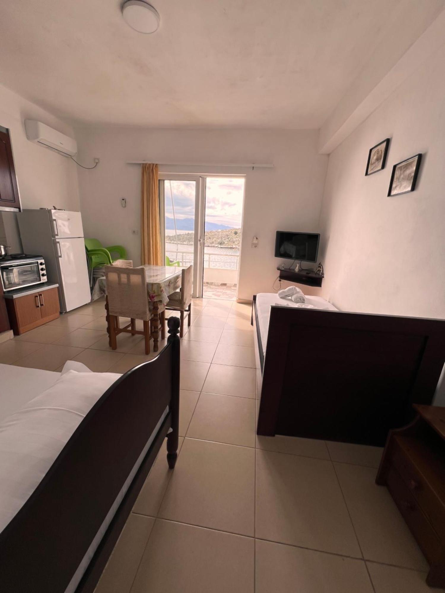 Majki Beach Apartments Sarandë Eksteriør billede