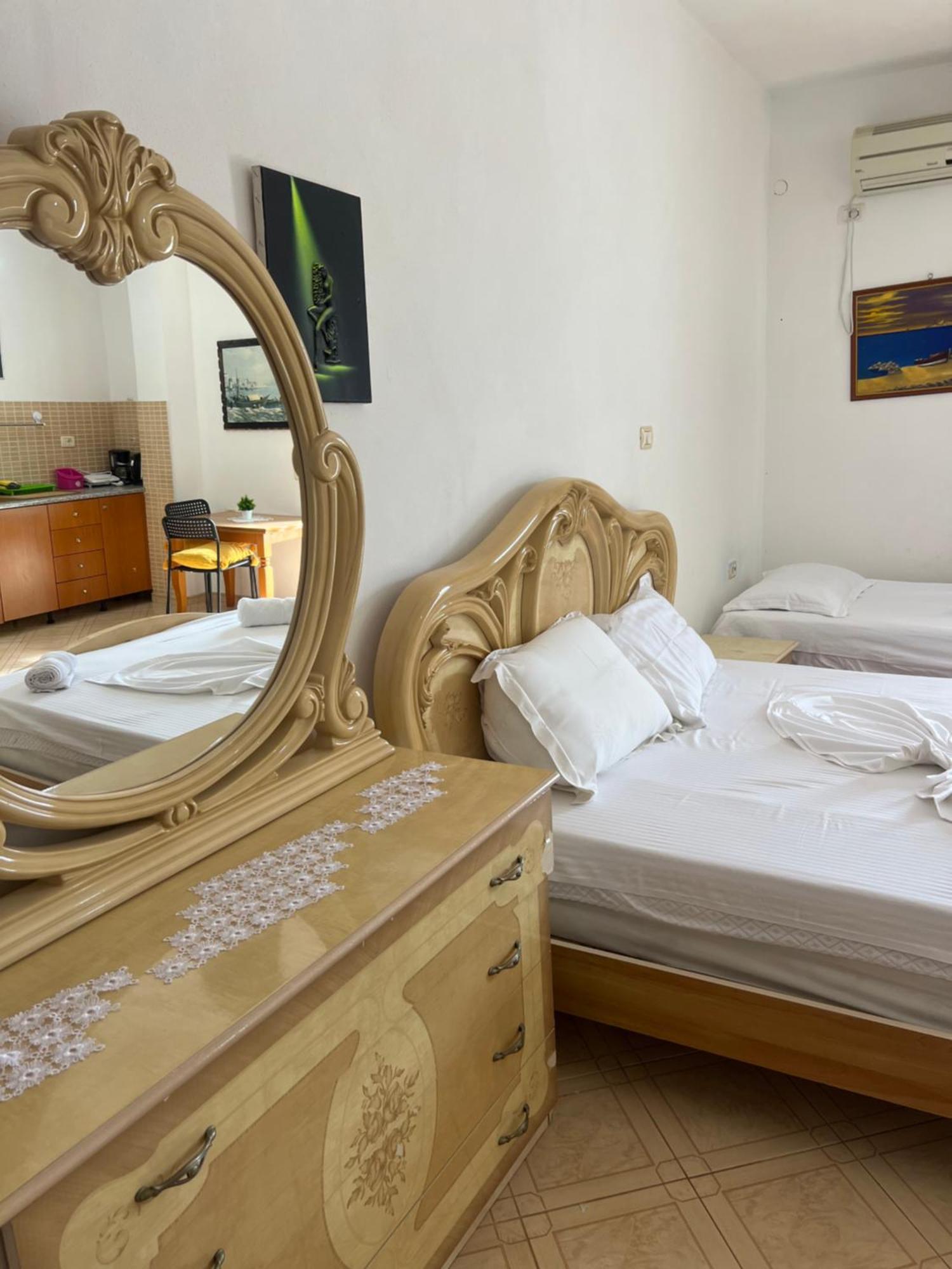 Majki Beach Apartments Sarandë Eksteriør billede