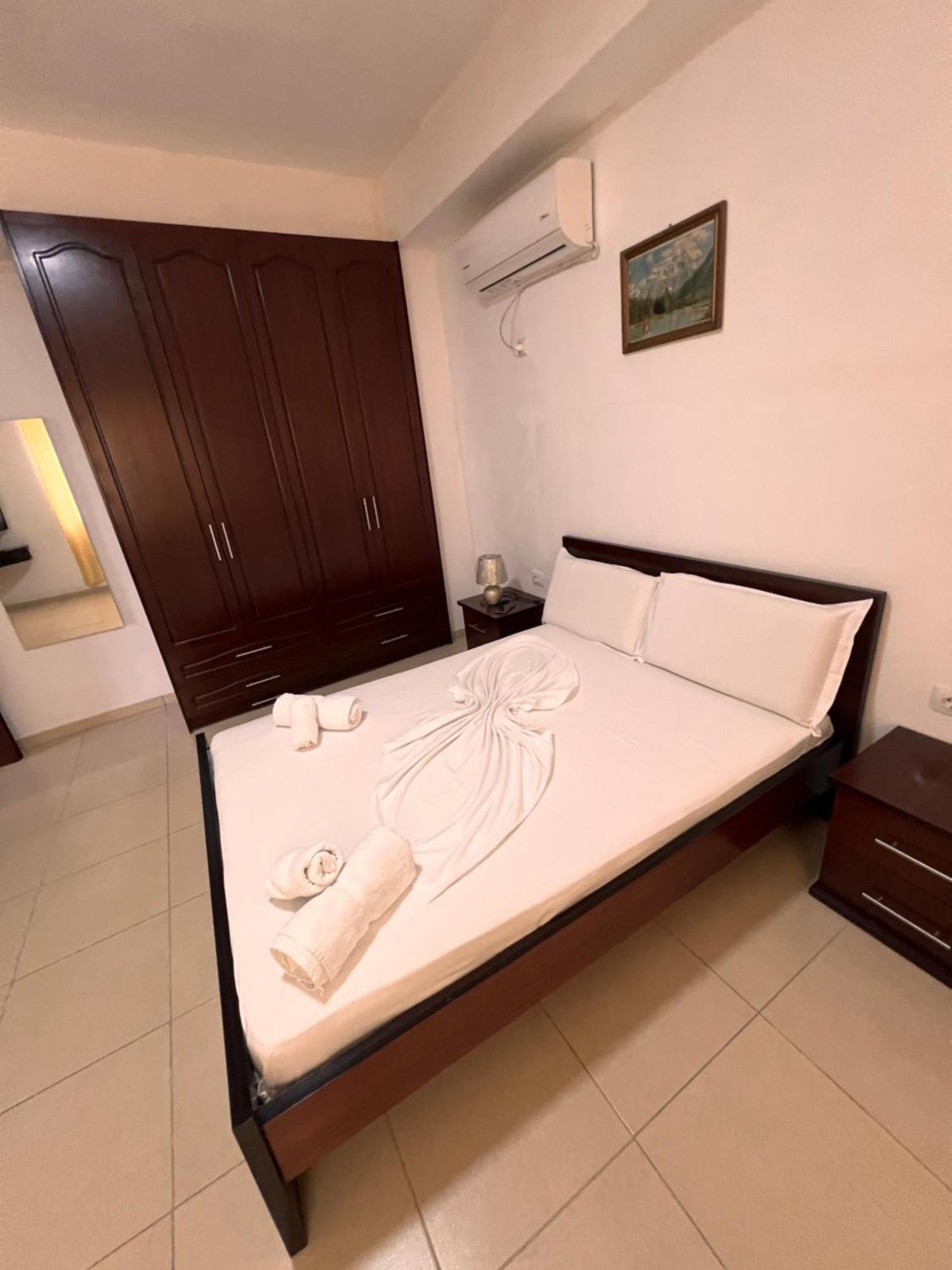 Majki Beach Apartments Sarandë Eksteriør billede