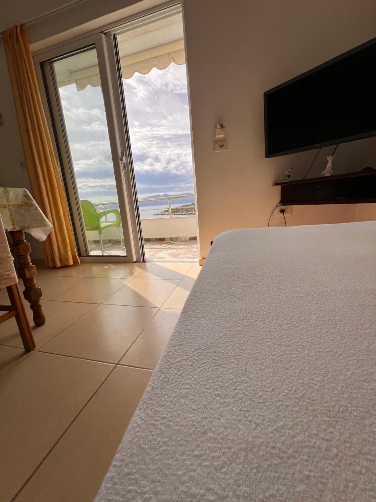 Majki Beach Apartments Sarandë Eksteriør billede