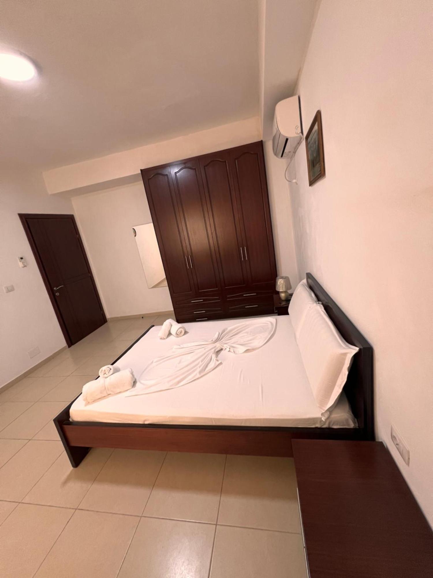 Majki Beach Apartments Sarandë Eksteriør billede