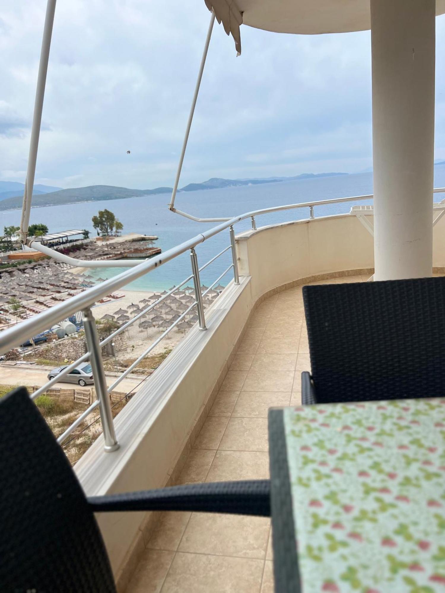 Majki Beach Apartments Sarandë Eksteriør billede