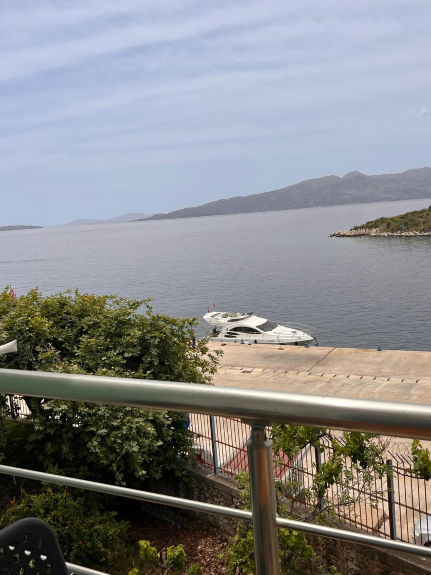 Majki Beach Apartments Sarandë Eksteriør billede